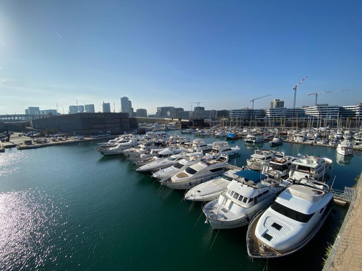 Barco Muy Romantico Con Parking! Sant Adria de Besos Ngoại thất bức ảnh